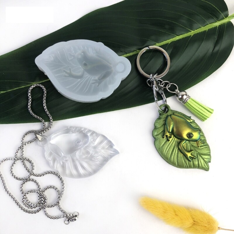 Lovely Leaf Frog Shaped Casting Mold Keychain Mold Silicone Keyring Mold