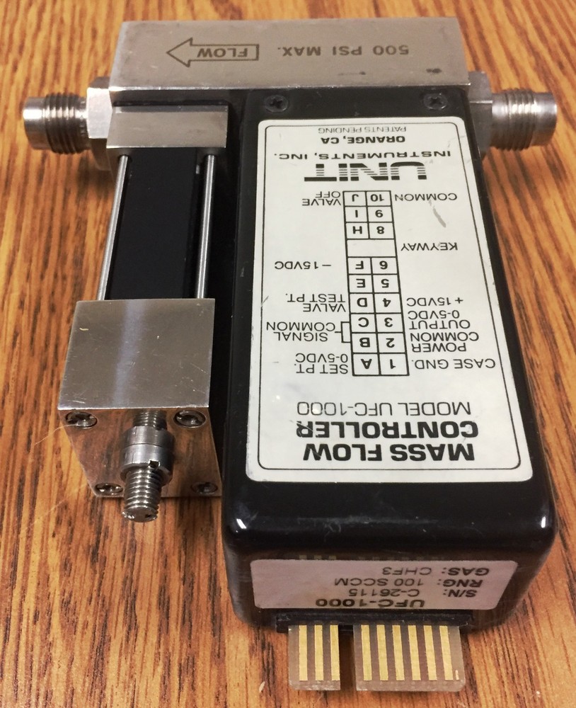 UNIT UFC-1000, 100 SCCM, CHF3, Mass Flow Controller Used