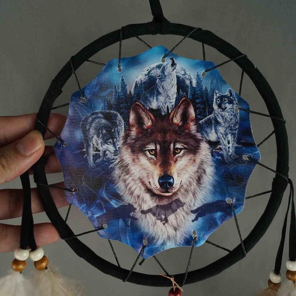 Wolf Dream Catchers，3-Layer Circle Wall Hanging with Different Wolf Art for