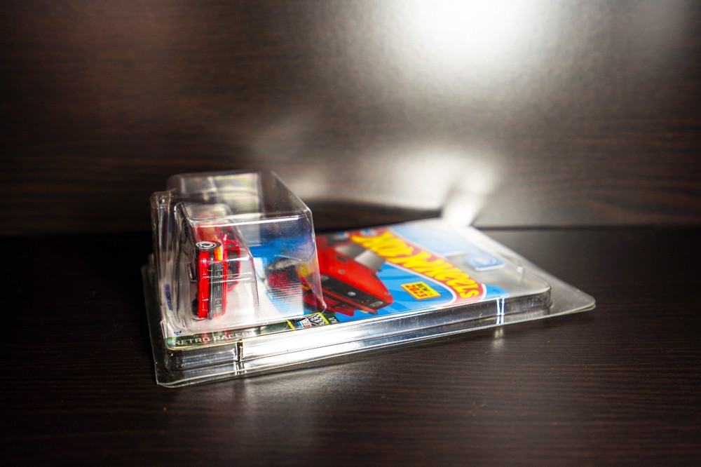 12-Pack Hot Wheels & Matchbox Clear Plastic Protector Display Cases Basic Cars