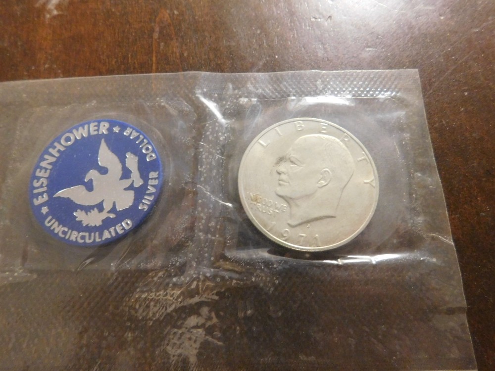 1971 EISENHOWER UNCIRCULATED SILVER DOLLAR