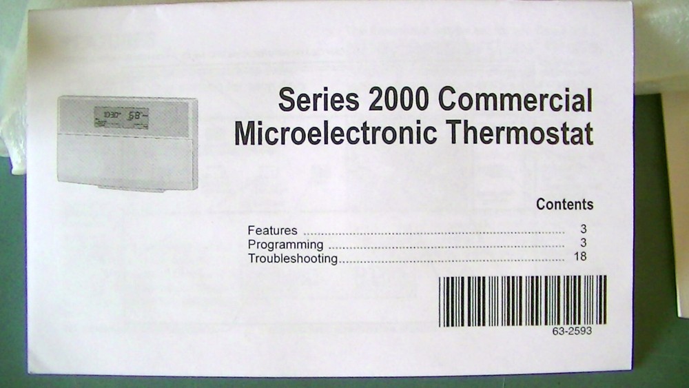 TRANE BAYSTAT 040A PROGRAMMABLE COMMERCIAL THERMOSTAT