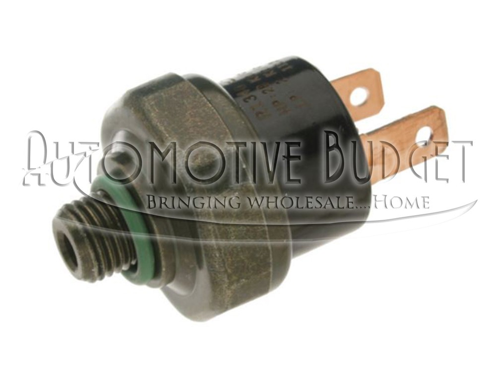 A/C Pressure Switch (Male threads) RigMaster / Freightliner / Universal - NEW
