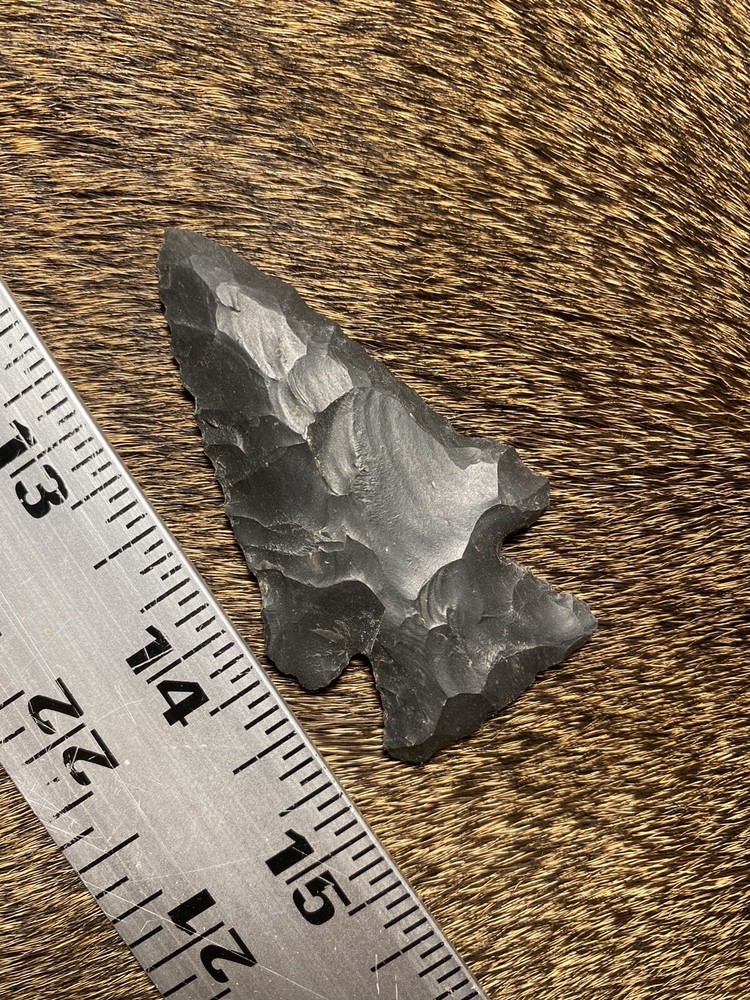 Black Buffalo River Chert Flint Knapped Point Arrowhead