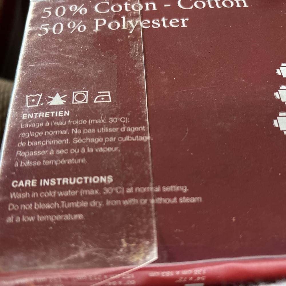 nappe tablecloth 60 x 84 maison ungava