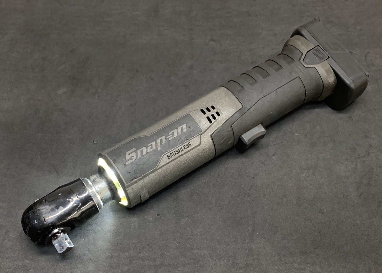 Snap-on CTR861 GUN METAL GREY Brushless 14.4v 3/8" Dr Cordless Ratchet & Battery