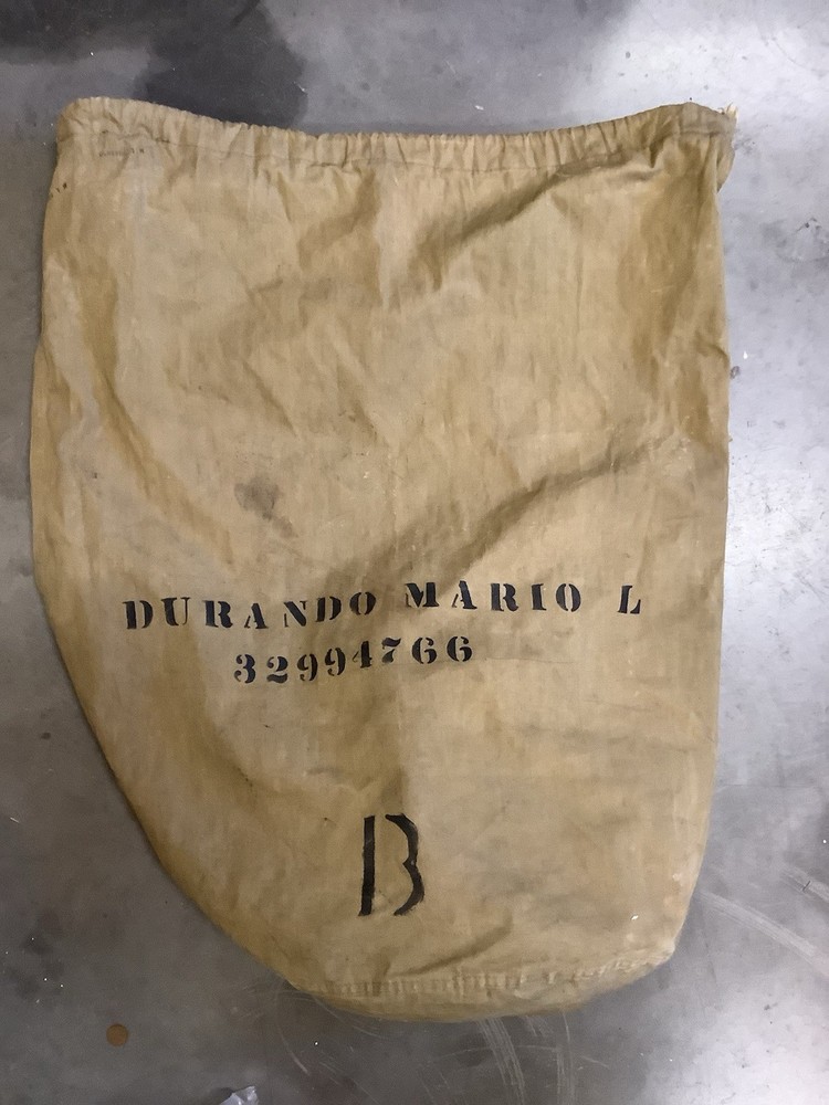 ORIGINAL WWII US ARMY INFANTRY BARRACKS LAUNDRY CARRY BAG- KHAKI, NAMED