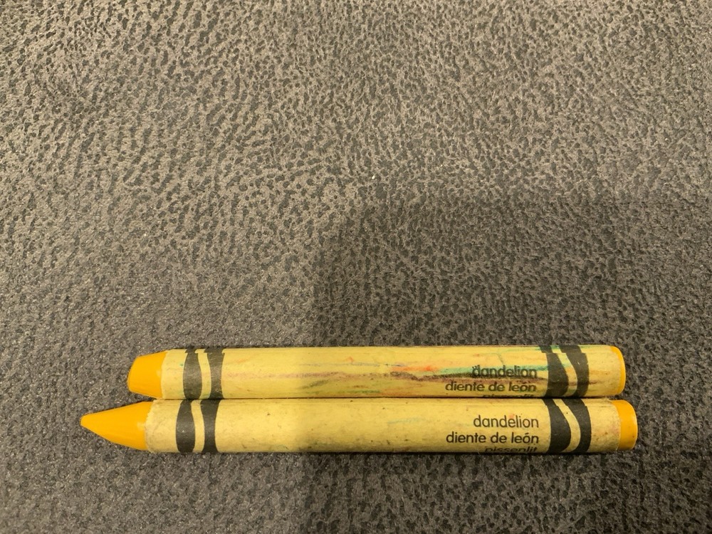 Crayola Dandelion Crayons DISCONTINUED