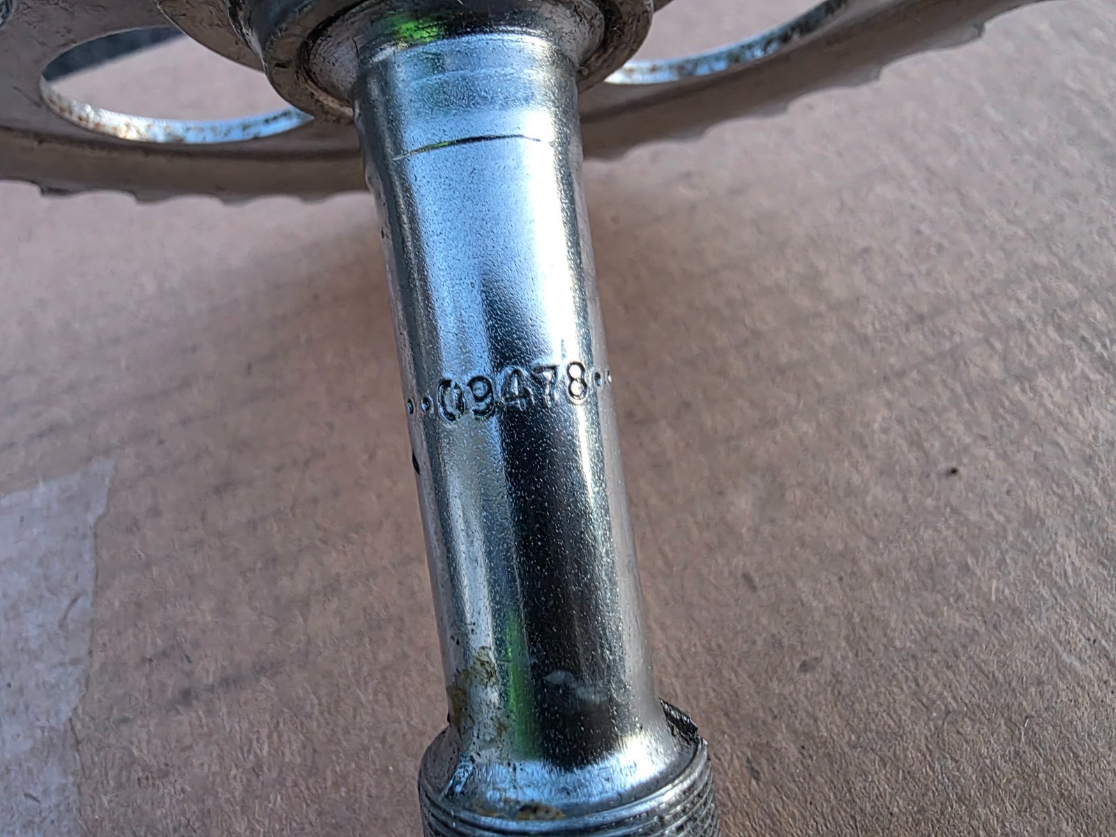 VINTAGE SCHWINN STINGRAY JUNIOR CRANK SET WITH HARDWARE