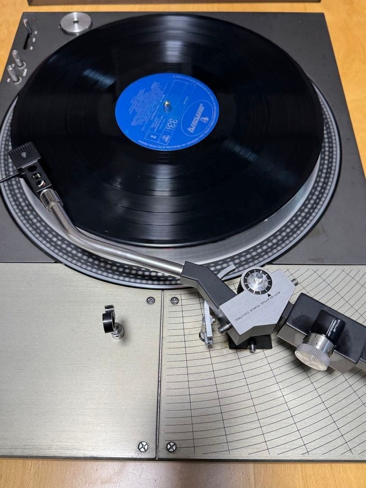 Technics SL-1100 Direct Drive Record Player Turntable JP
