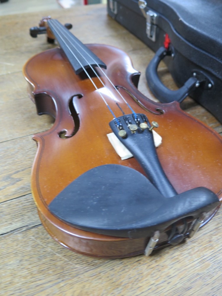 Violin autonius VN-150 3/4 with hard case