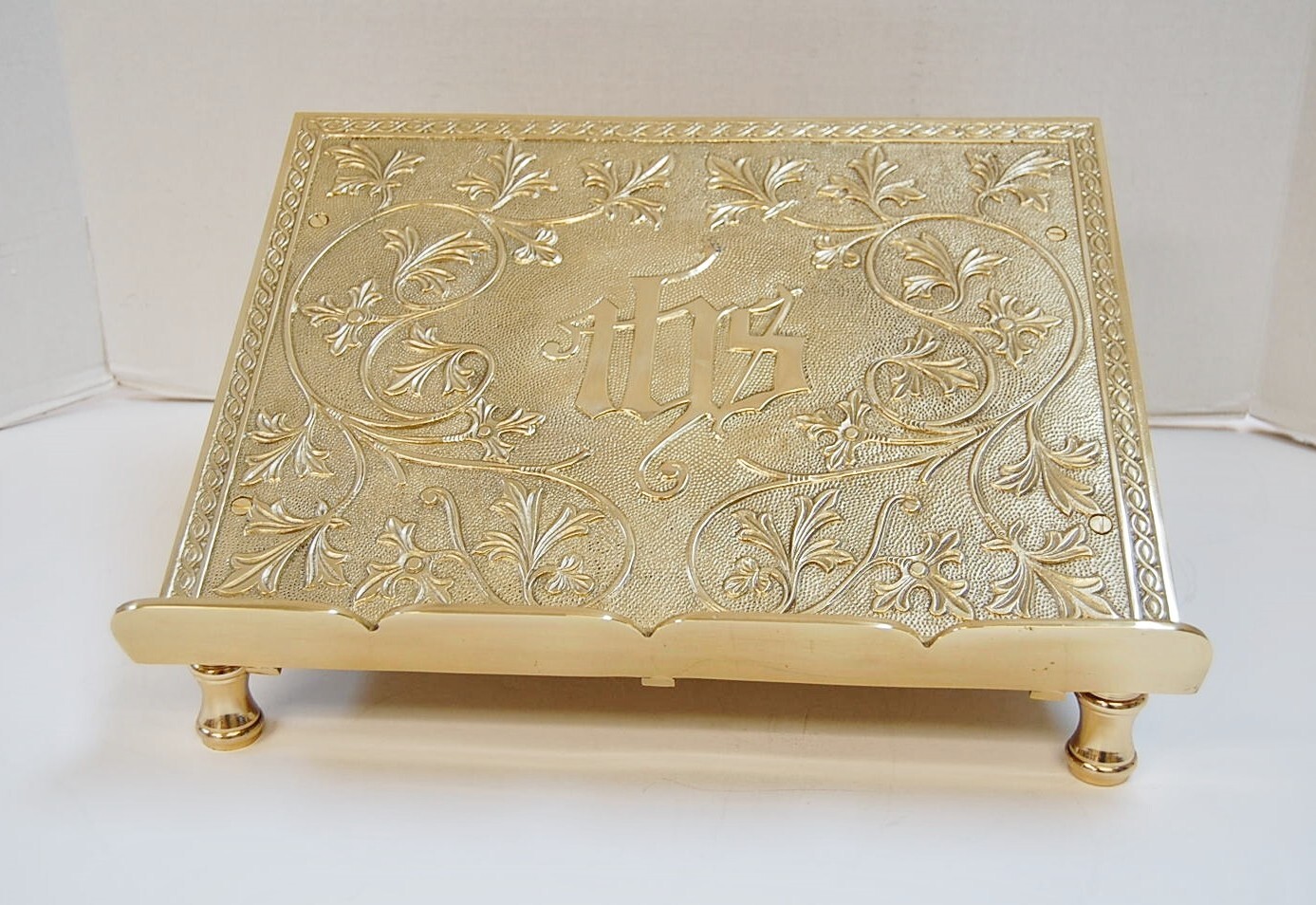 BRASS CHURCH MISSAL / BIBLE / BOOK STAND, SACRAMENTARY # 342