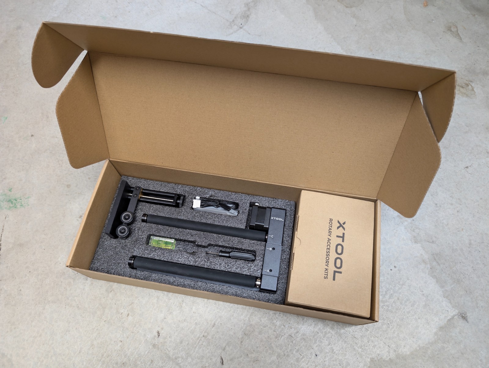 XTOOL RA2 Rotary Attachment 2 Pro (Compatible with D1 Pro Laser)