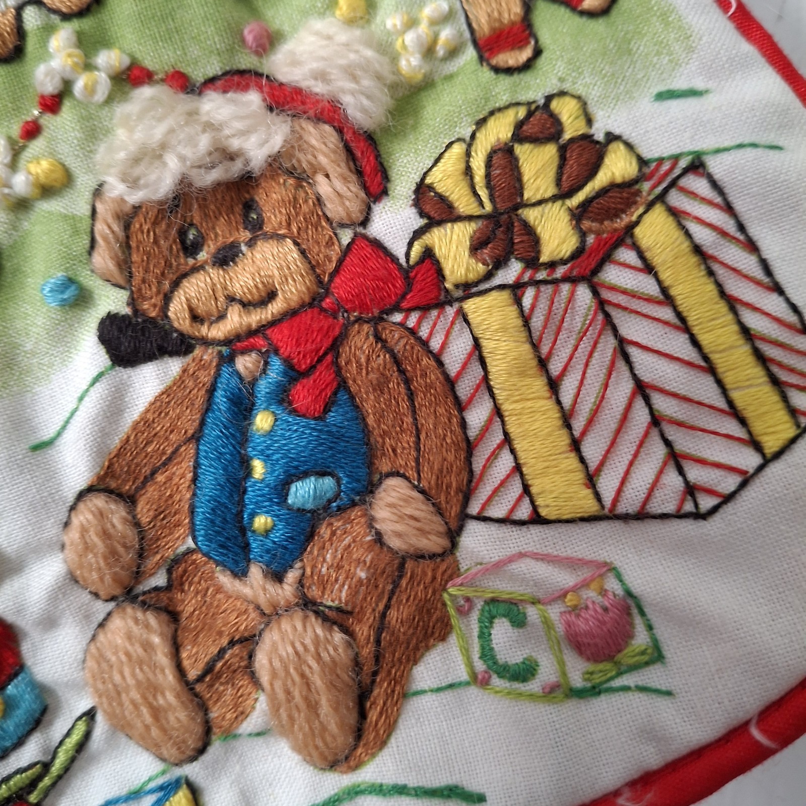 VTG 1980s Janlynn Steinmeyer Hand Embroidered Crewel Christmas Stocking Santa