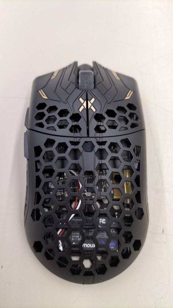 Wireless Gaming Mouse Model ULTRALIGHT X GUARDIAN LION FINALMOUSE