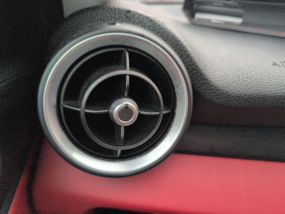 ALFA ROMEO GIULIA 952 2016-2022 DASH VENT LEFT SIDE OUTER