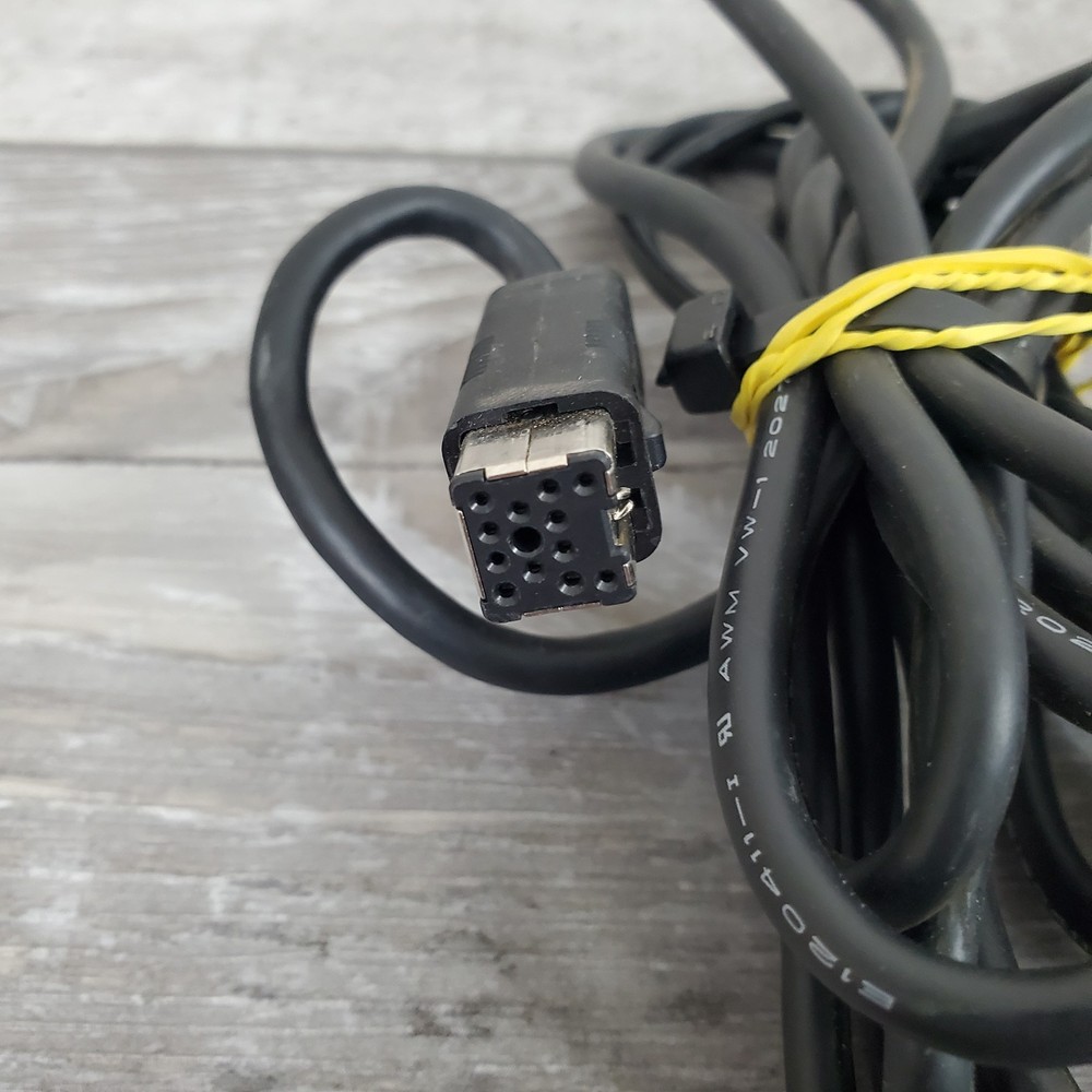 Alpine KCA-420i Interface Adapter & Cable for iPod