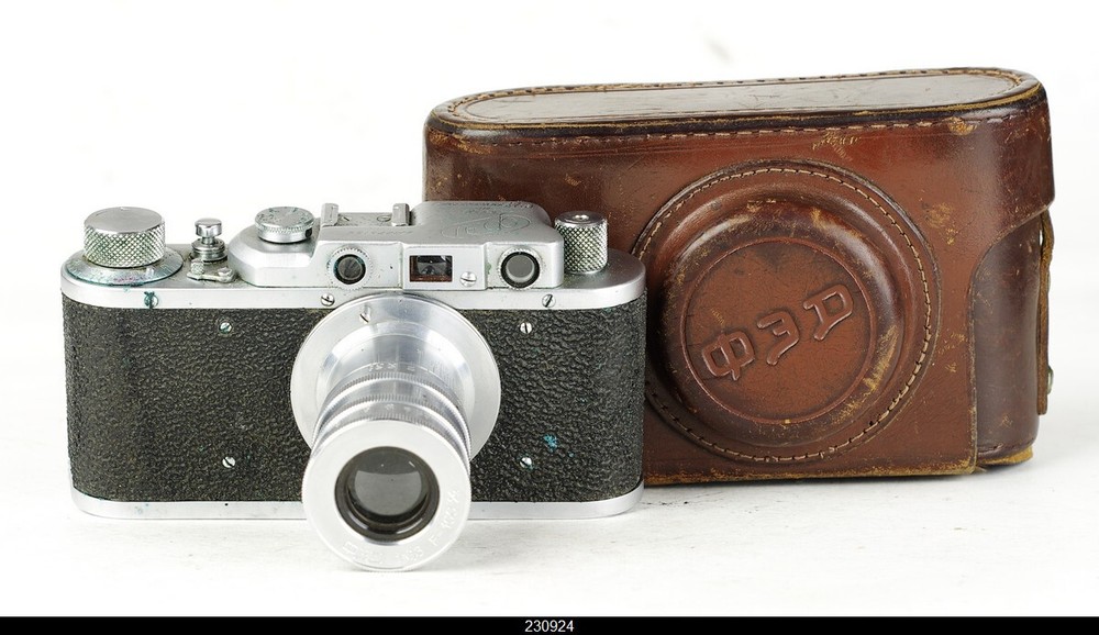 Soviet Camera FED-1 +  Lens Fed 100mm