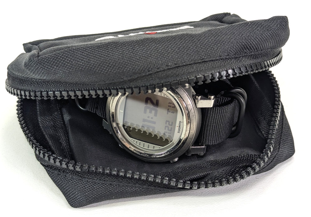 Suunto Soft Bag Padded Pouch Case Scuba Dive Computer Zippered Protector