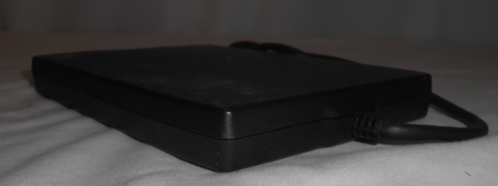 2004 IBM USB Portable Diskette Drive Floppy Disk 3.5” MPF82E