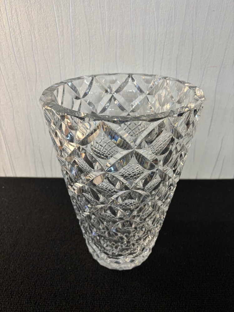 Crystal Or Molded Pressed Glass Vase Mod1