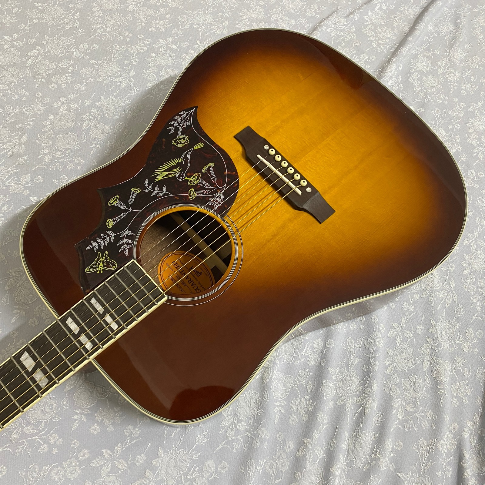 TS Hummingbird Acoustic guitar with pickup Solid spruce top real photo