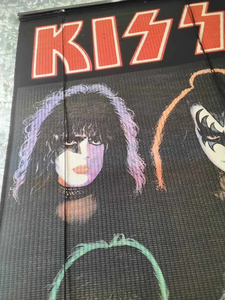 1997 KISS CATALOG DYNASTY WINDOW BLIND CURTAIN 64x34 GENE, PAUL, ACE, PETER