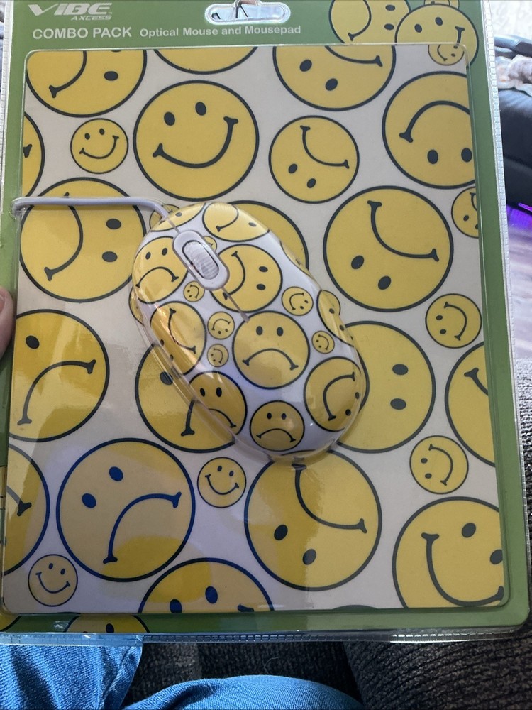 Happy/Sad Face Computer Mouse and Mousepad Combo