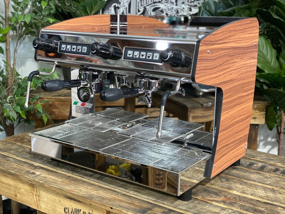 CARIMALI PRATICA E2 2 GROUP NEW STAINLESS & TIMBER SIDES ESPRESSO COFFEE MACHINE