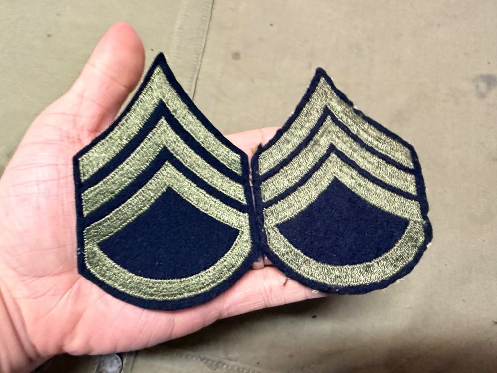 ORIGINAL WWII US ARMY STAFF SERGEANT SLEEVE RANK CHEVRONS
