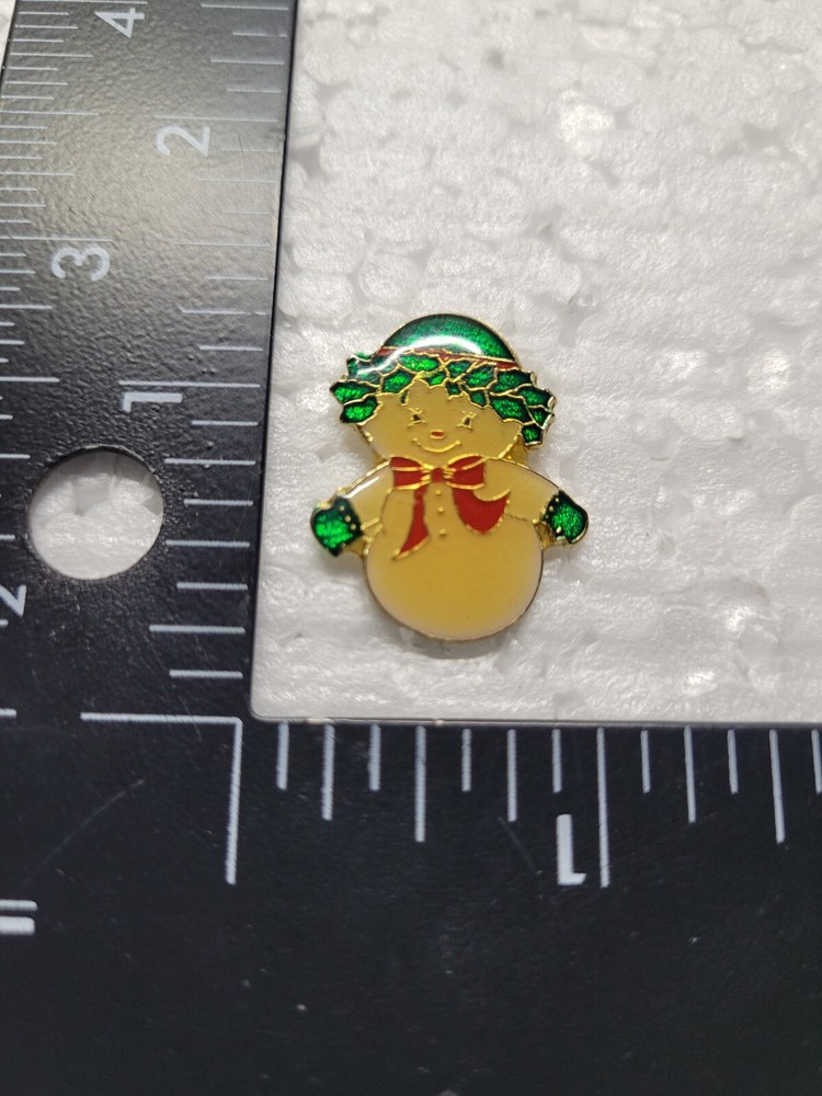 SNOWMAN HAT LAPEL PIN PIN BACK USED (E0452)