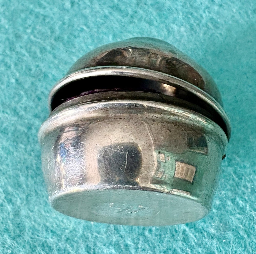 VINTAGE STERLING SILVER LARGE RING & BOX Mappin & Webb