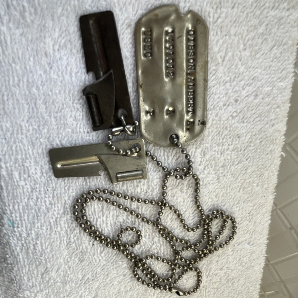 WWII USMC Dog Tag & P-38 Can Openers Original Militaria United States