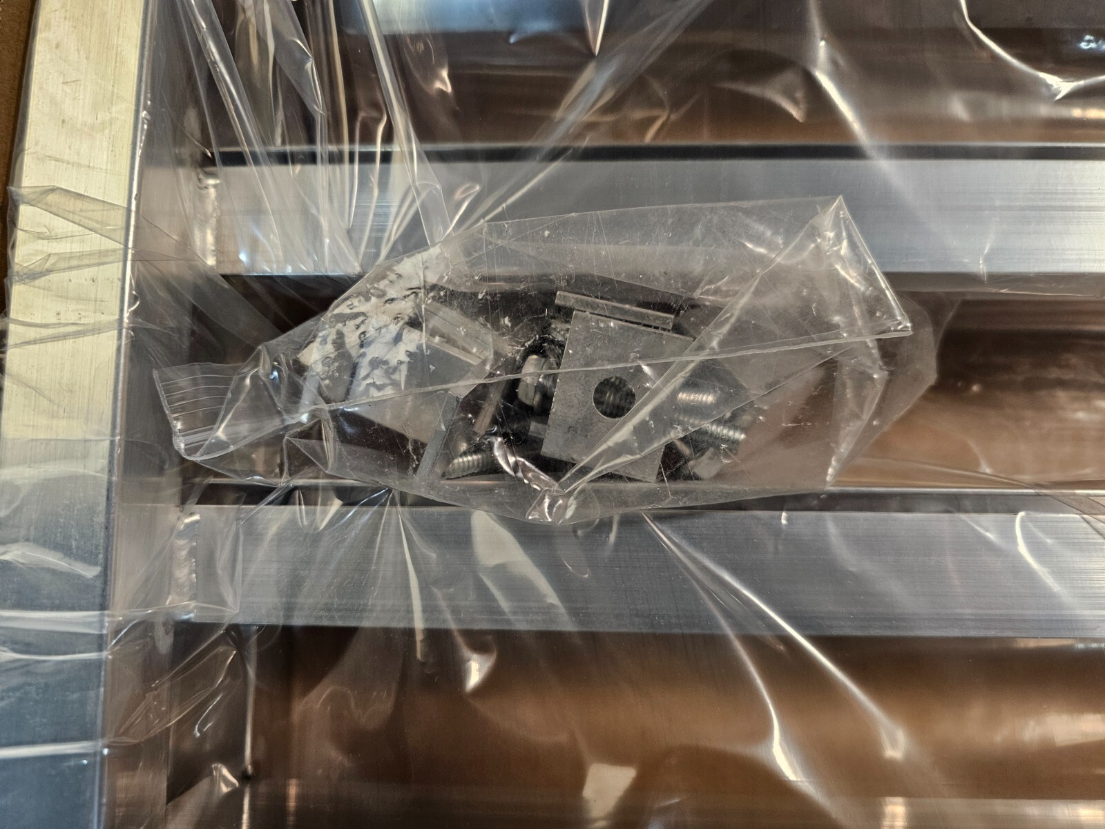 GSW AAR-1507 Knock Down Aluminum Half Size Countertop 7 Pan Rack, for 18” x 26”