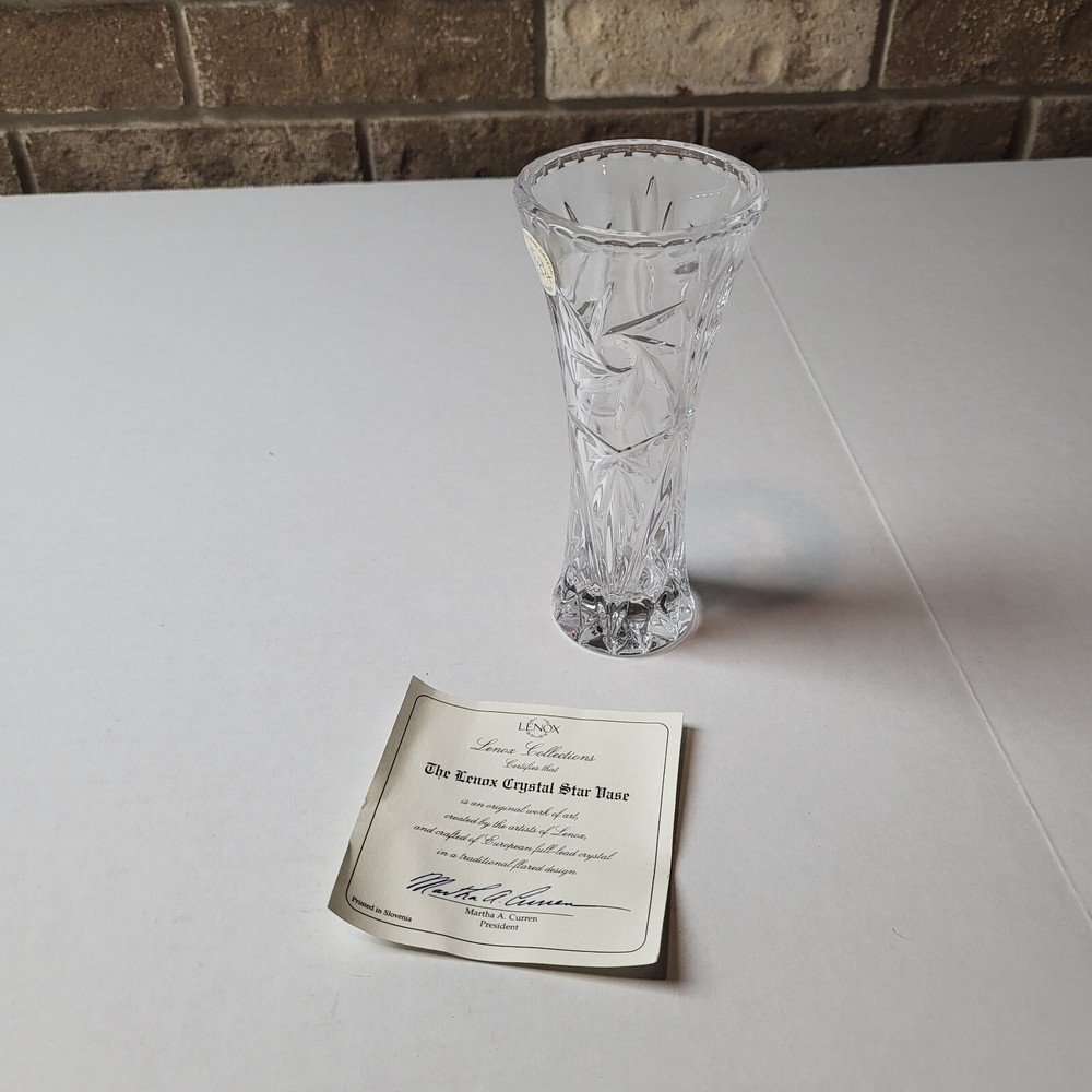 Lenox Crystal Star Vase 6" KLY