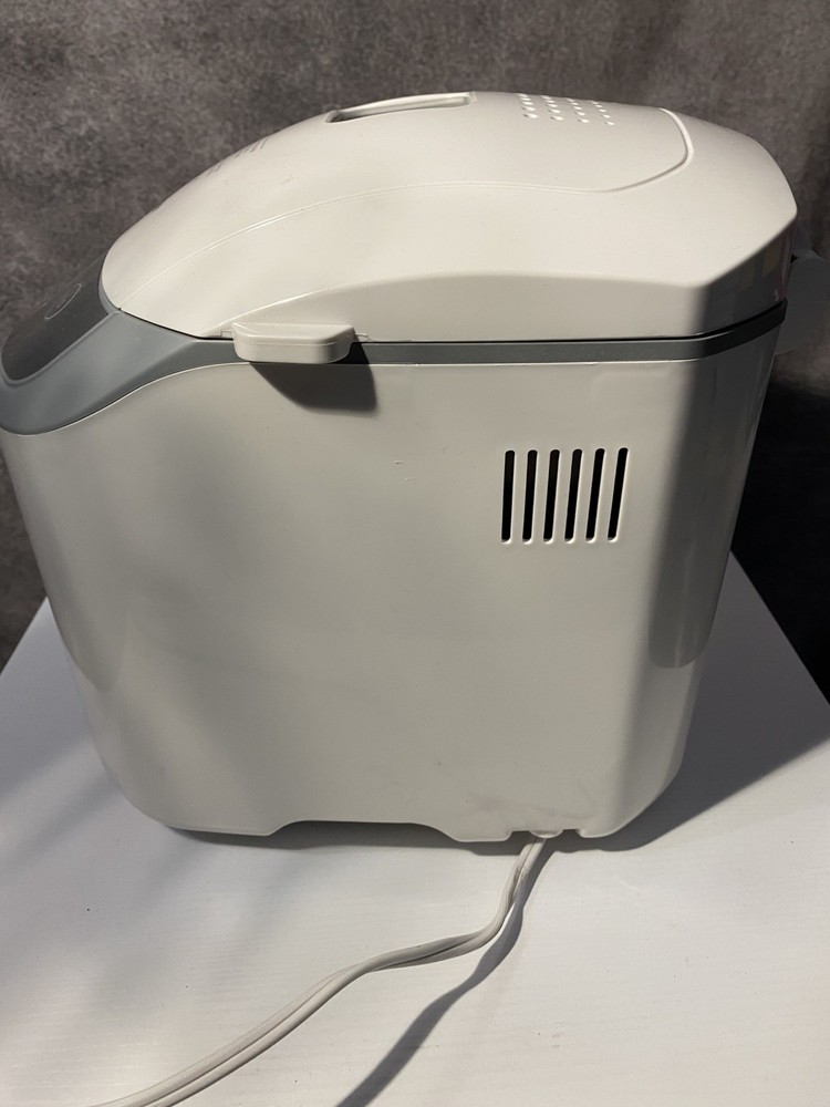 Black & Decker BK1015W 1.5lb Automatic Bread Maker Machine - NEW Open Box