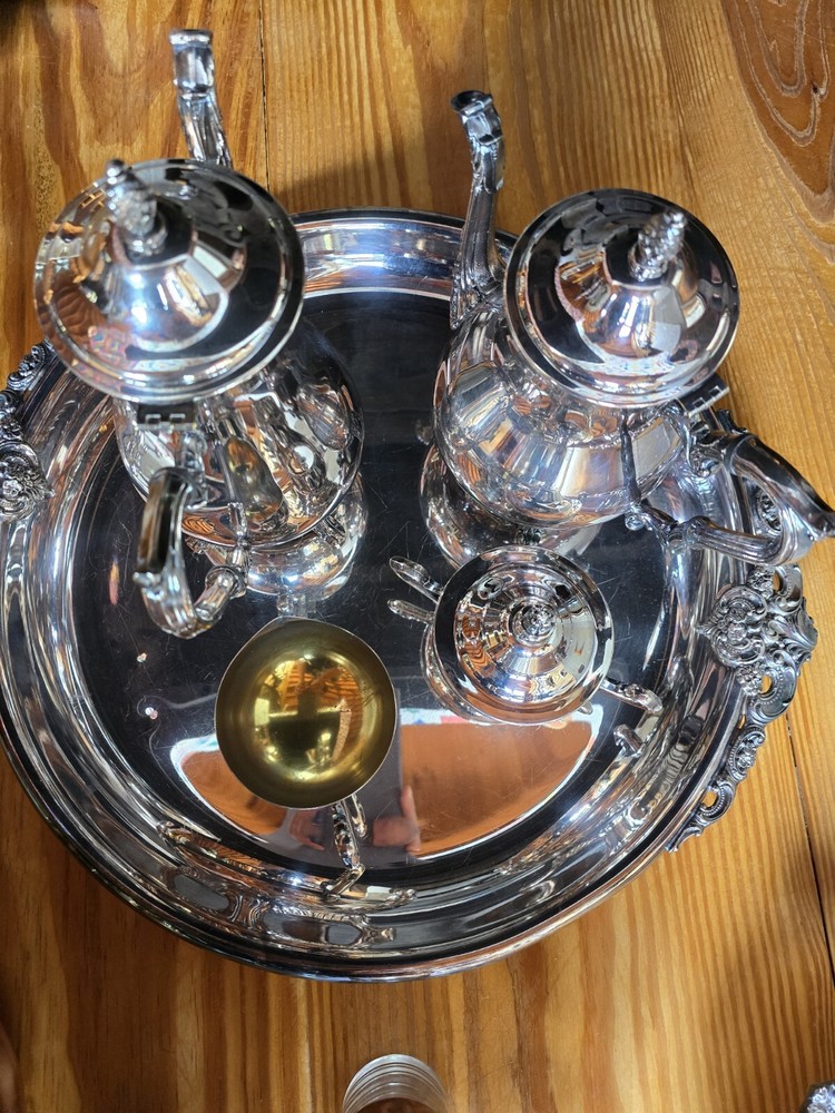 5-pc set Wallace Baroque silver plate tea set and coffee service