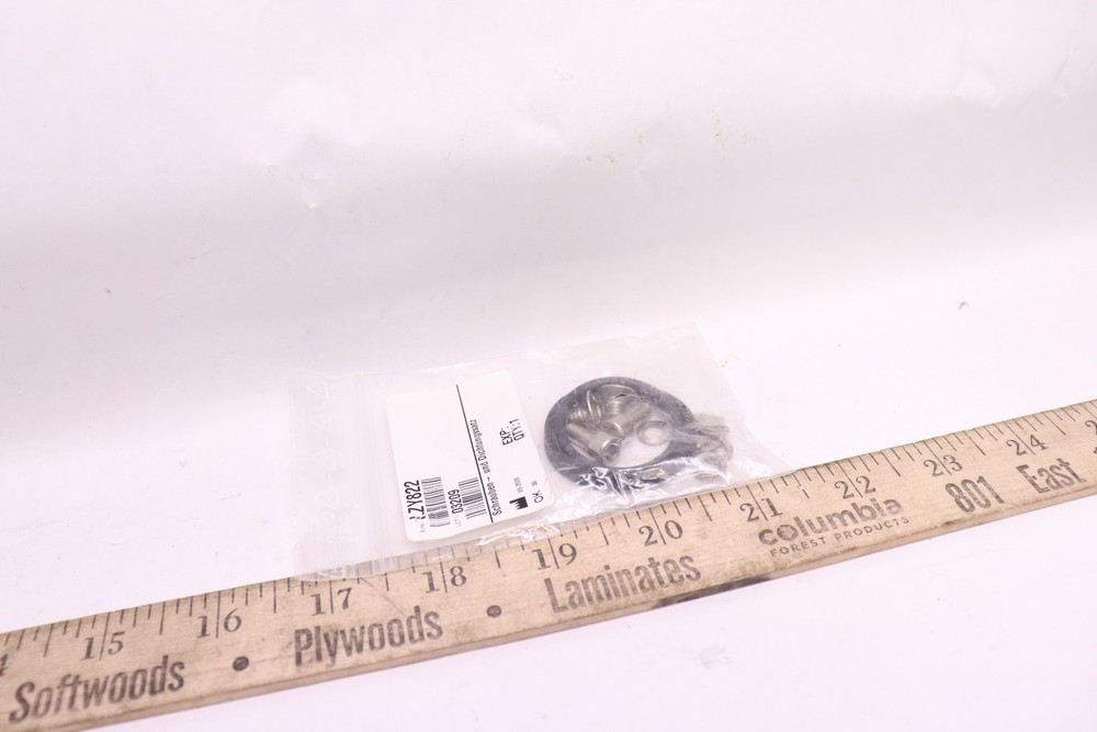Screw And Sealing Set LZY822