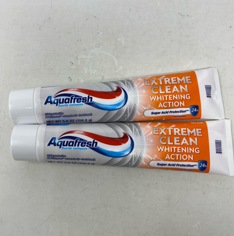 Aquafresh Extreme Clean Whitening Action Fluoride (Toothpaste for Cavity 2)