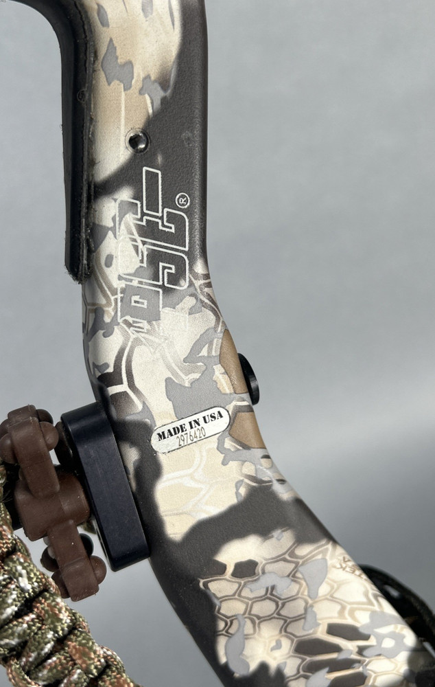 PSE Bow Mach 34 EC2 - Right Hand - W/Extras