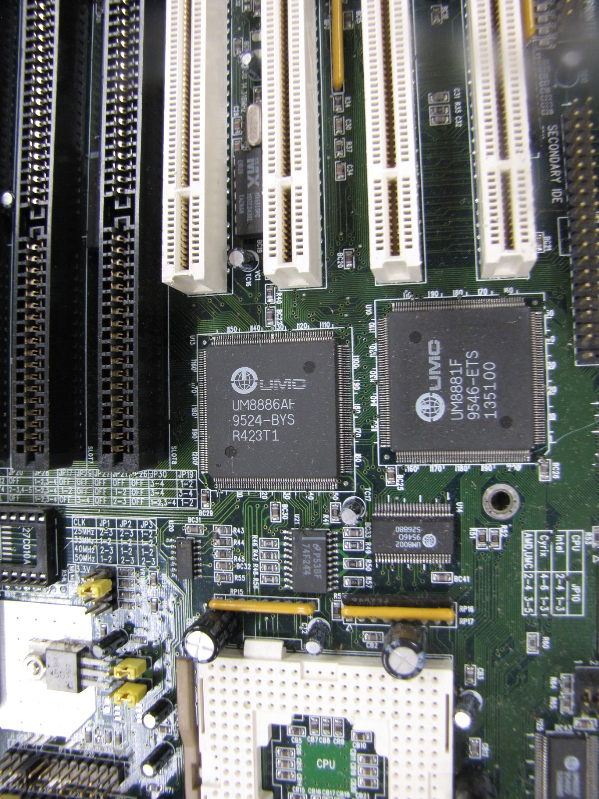 Vintage Socket 3 Baby-AT Motherboard UMC UM8886AF/UM8881F Chip - new condition!