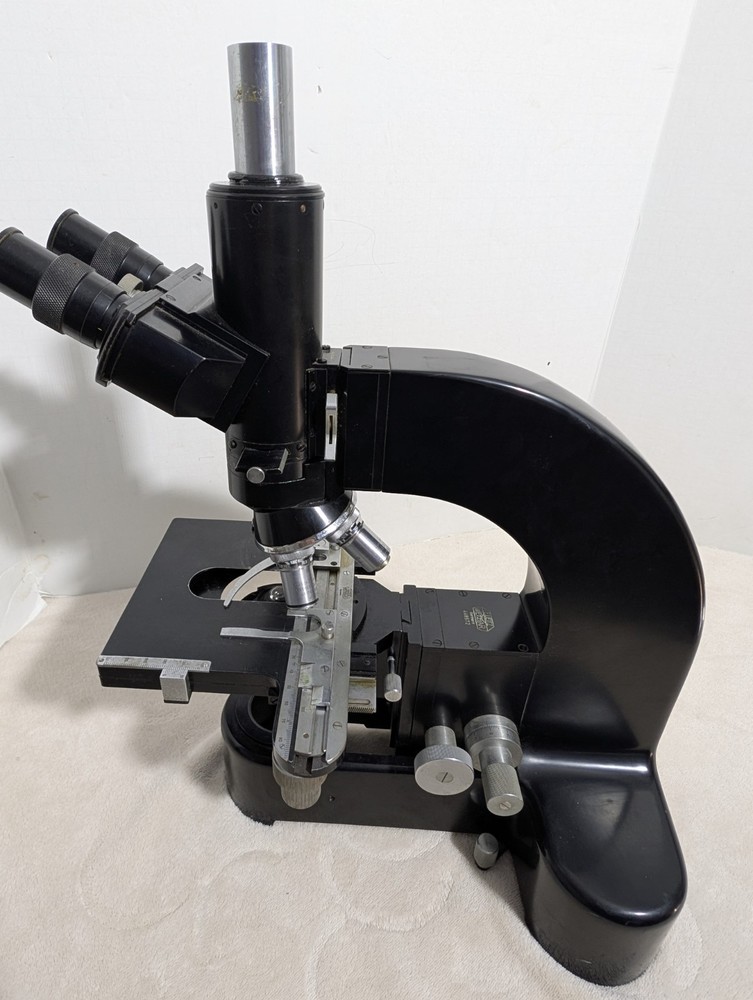 Ernst Leitz Wetzlar Trinocular Microscope 4 Objectives Black