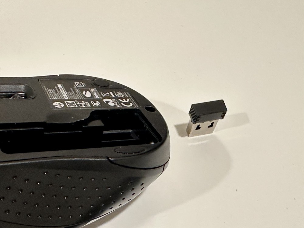 2x Dell KB813 Keyboard HP Wireless Mouse USB 3.0 Ethernet Adapter Bundle Lot