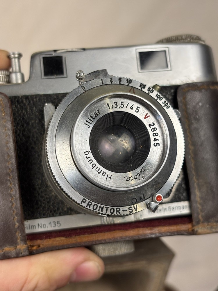 Iloca IIa Rangefinder Camera Black/Silver with Leather Case
