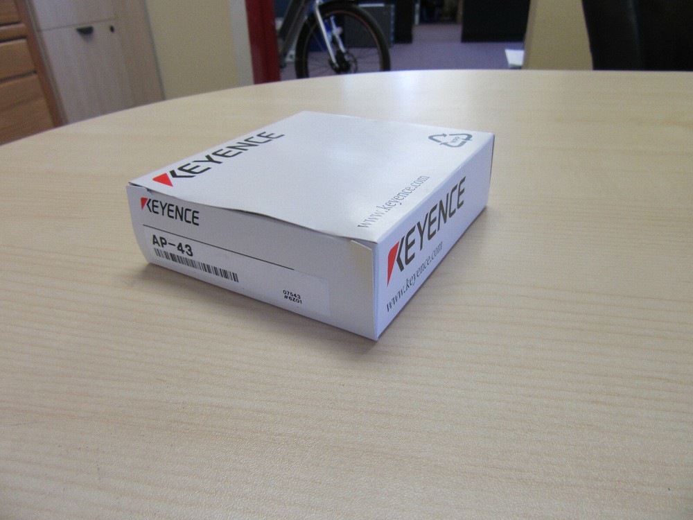 KEYENCE AP-43 PRESSURE SENSOR HEAD