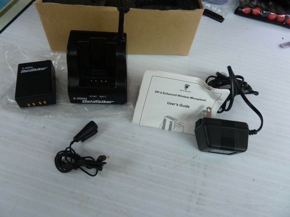 DataTalker DP-2 Enhanced Wireless Microphone Receiver Kit - CCR24DST