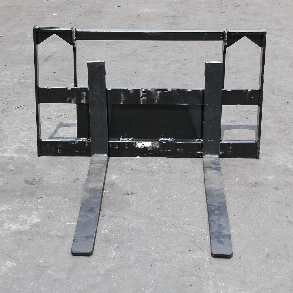 MachPro Skid Steer Pallet 2500lbs 35.5" Skid Steer Pallet Fork Attachment