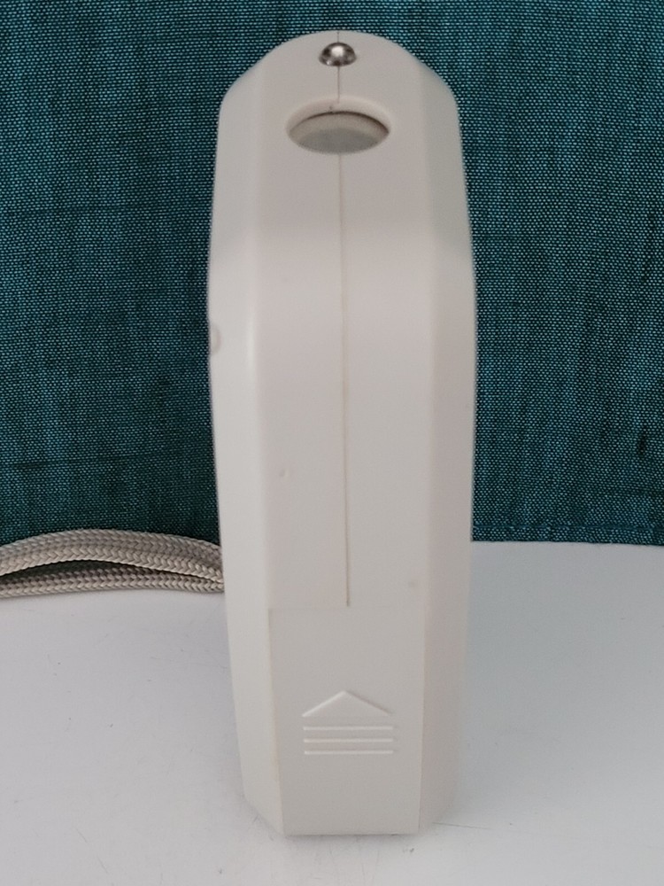 Repell Electronic Stop Dog Bark Eliminator Bark Trainer &Led Flashlight Untested