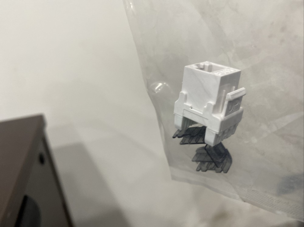 (A) ComCables Structure Cabling CN-C6CHD-WHT RJ45 High Density White Jack⭐️