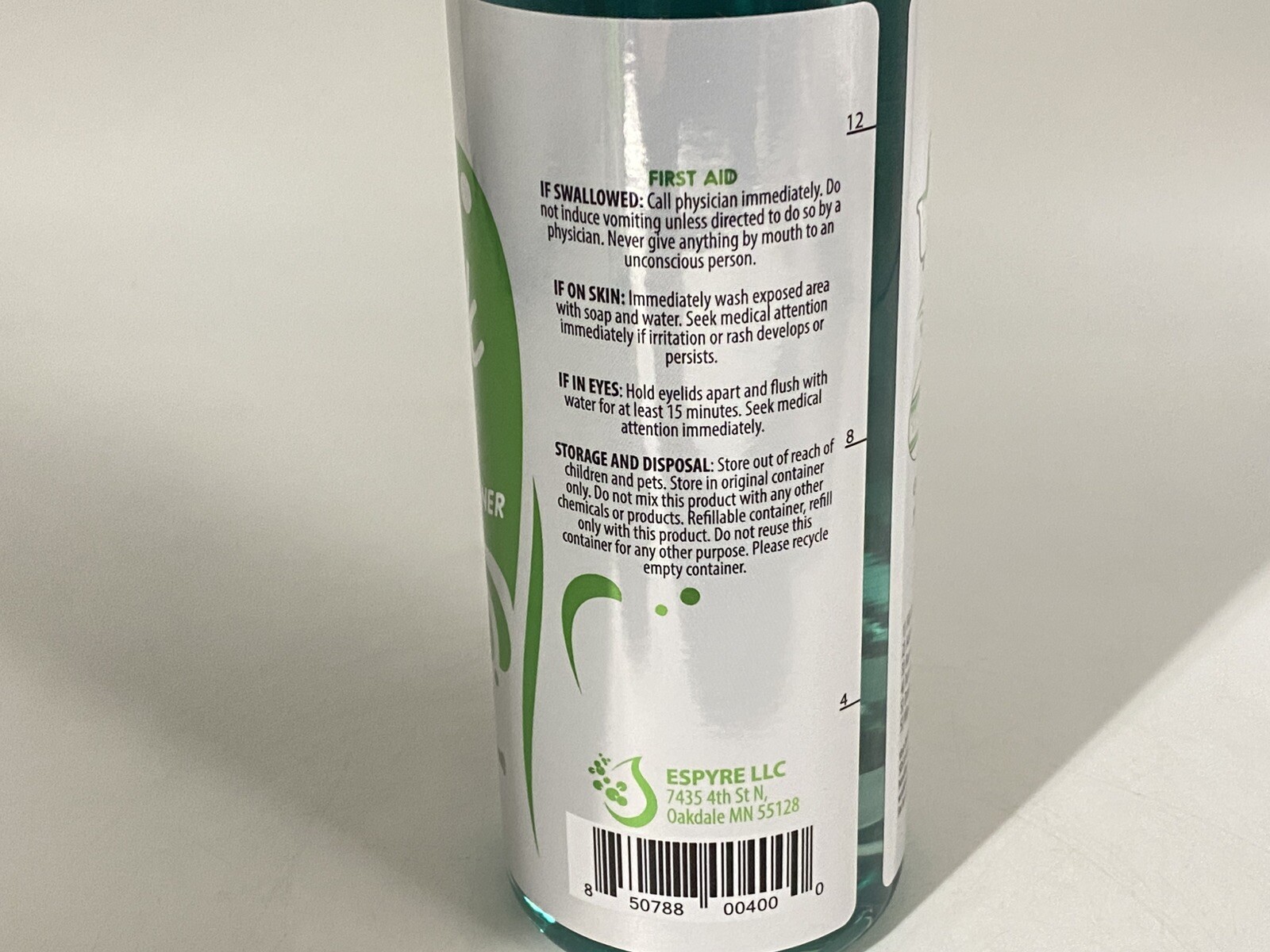 Oh Yuk Jetted Tub Cleaner for Jacuzzis, Bathtubs, and Whirlpools - 16 Ounces